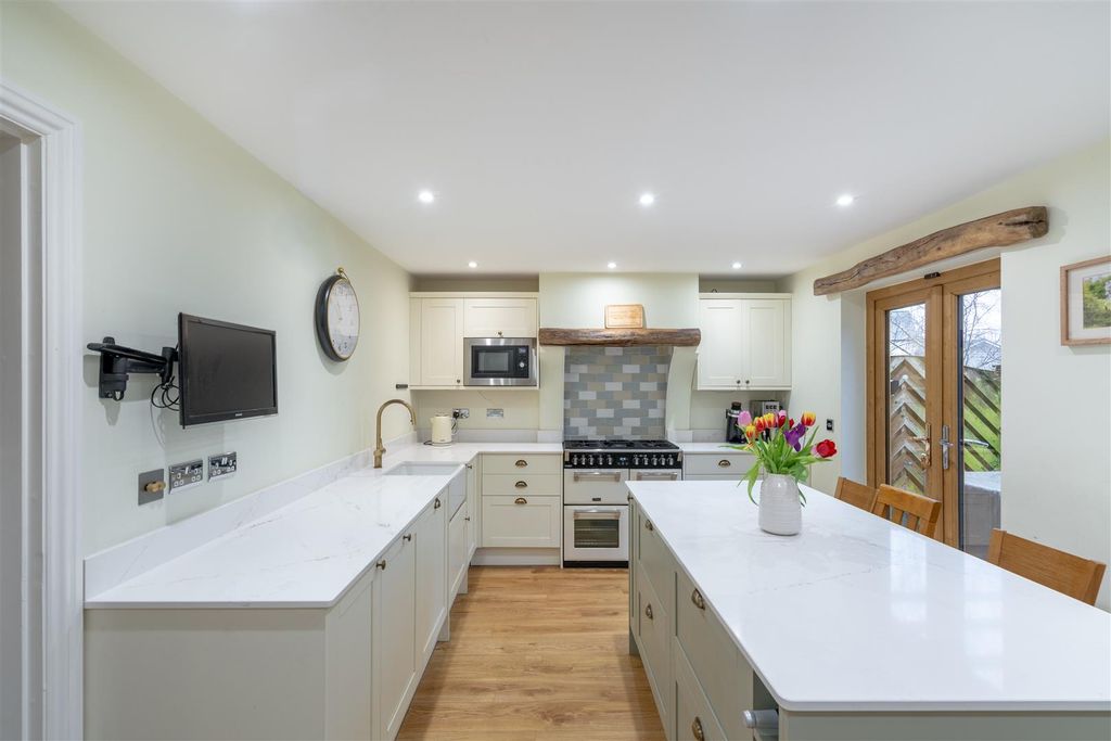 Property photo 2 of 25 _A7R7026-Hdr.Jpg