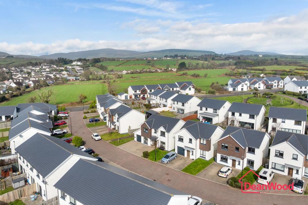 Property photo 2 of 28 2.Jpg