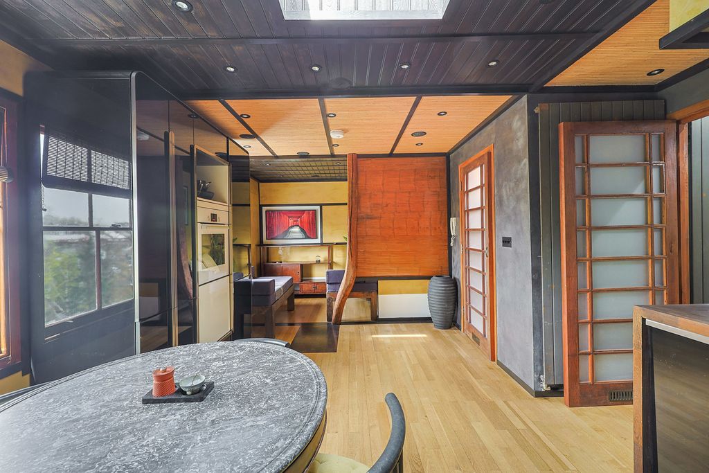 Property photo 1 of 10 Pbox-Img.Jpg