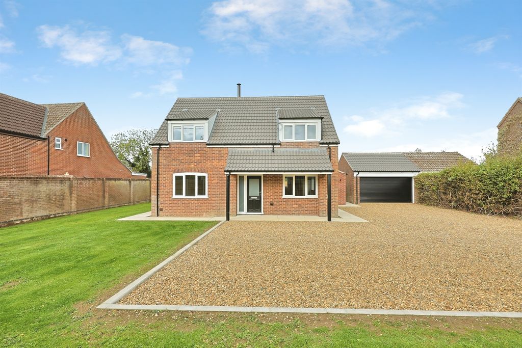 Property photo 1 of 24