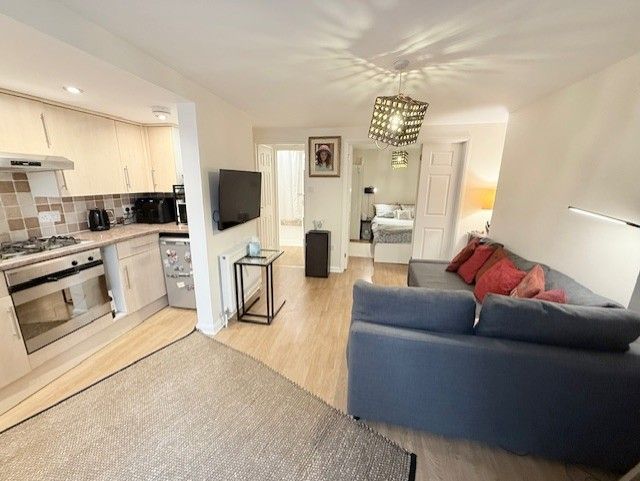 Property photo 3 of 14 Unknown-6