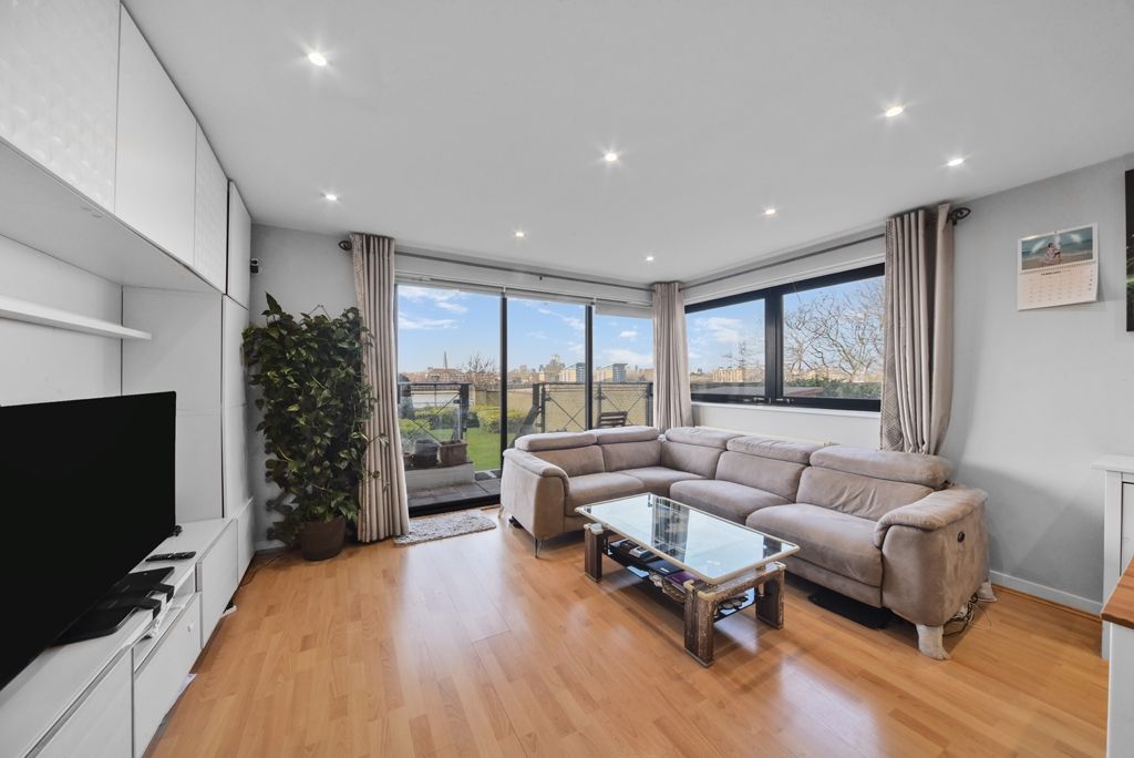 Property photo 1 of 20 Dsc_1584_Web