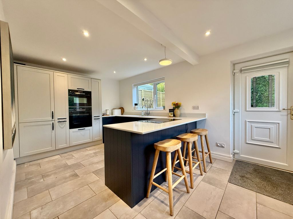 Property photo 2 of 21 Img_7574