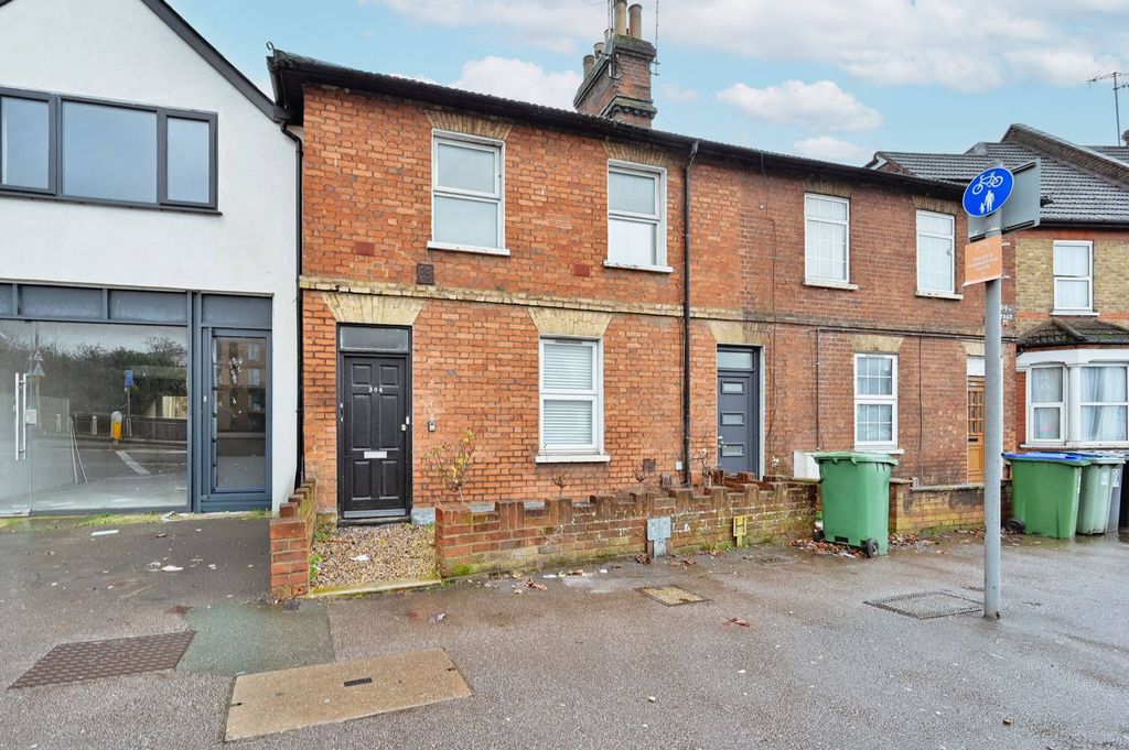 Property photo 1 of 8