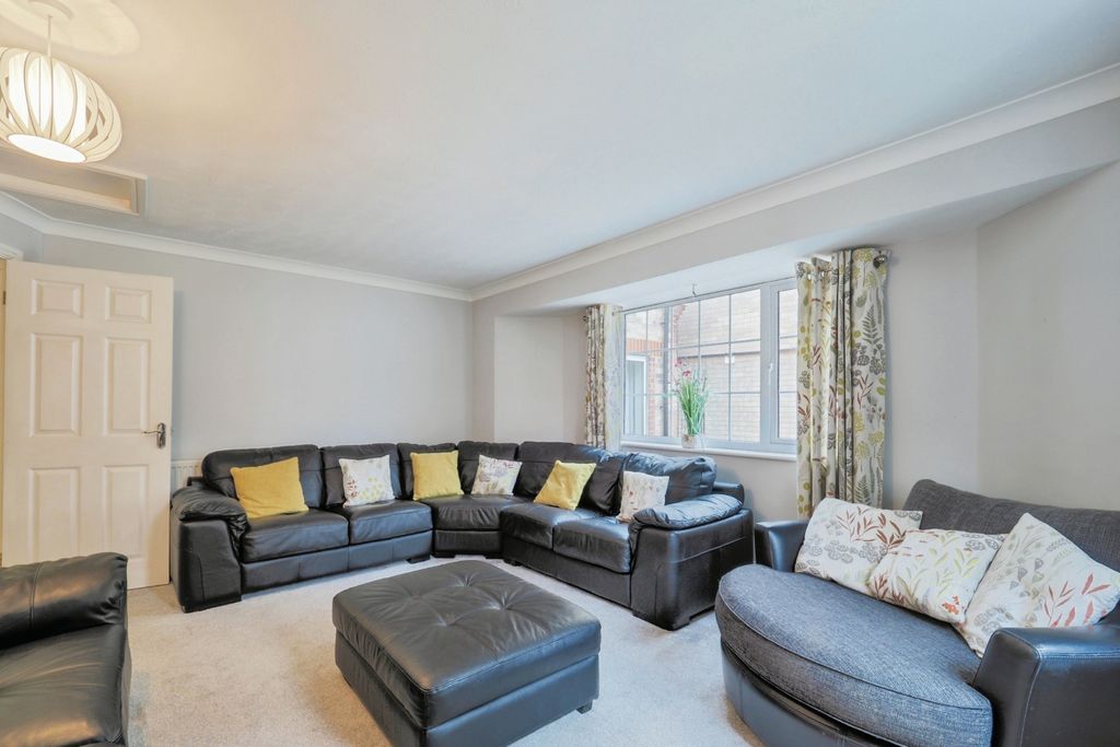 Additional image 6 of 5 bed detached house for saleGainsborough Road, Gainsborough DN21