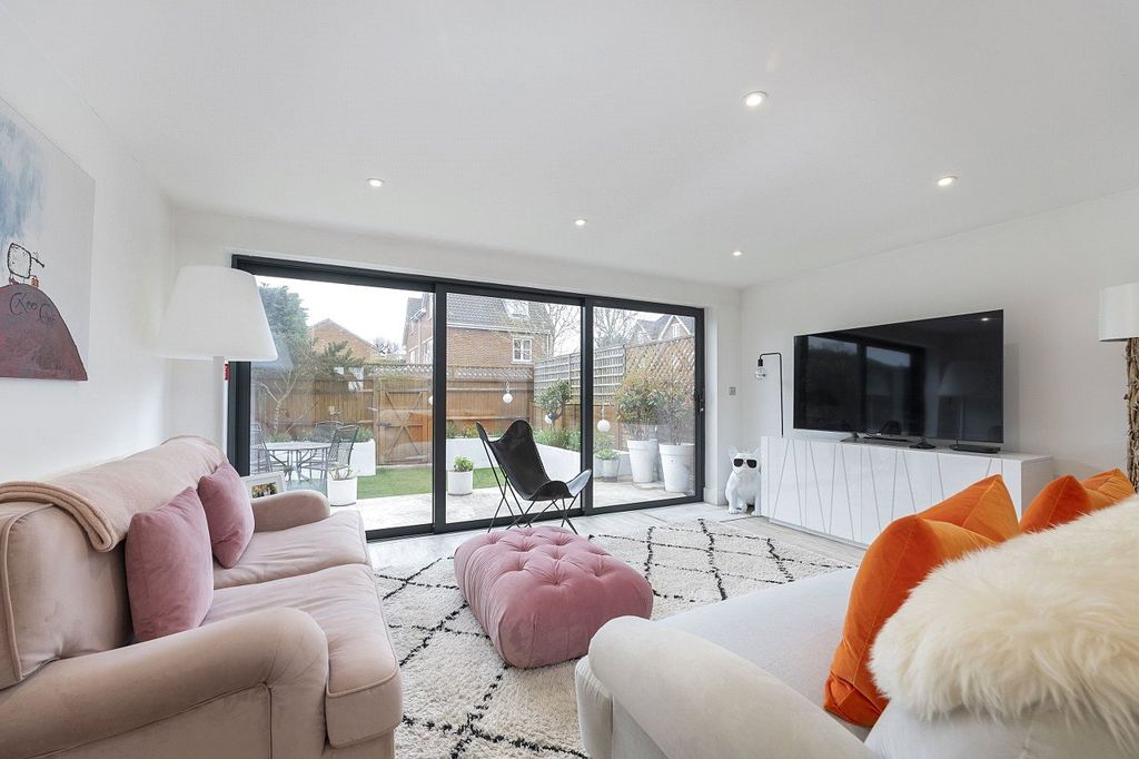 Property photo 1 of 23 Picture No. 08