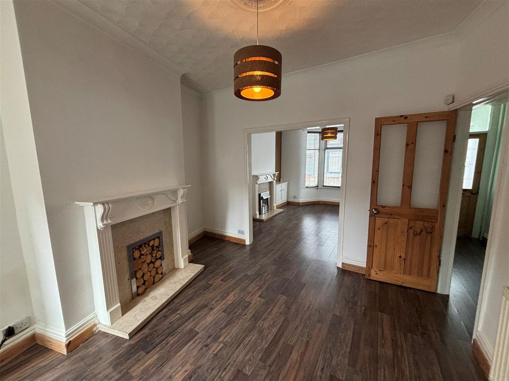 Property photo 2 of 13 3.Jpg