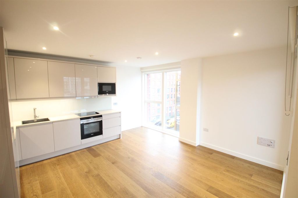 Property photo 2 of 13 Reception Room