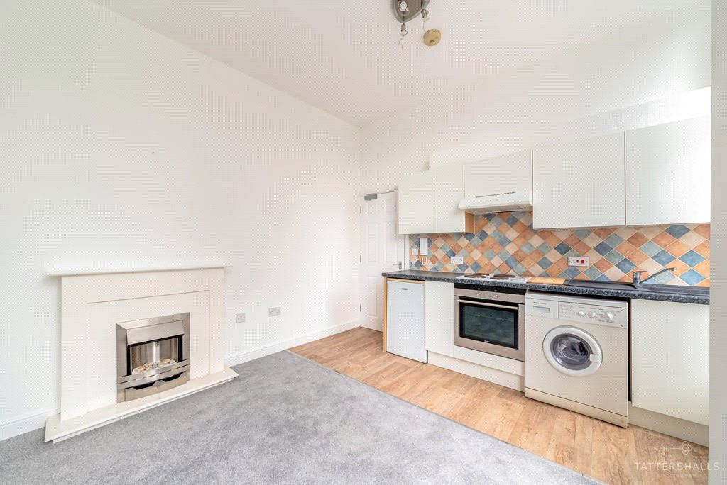 Property photo 2 of 12 Picture No. 19