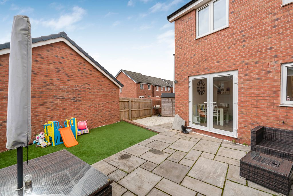 Property photo 2 of 17 19_65290