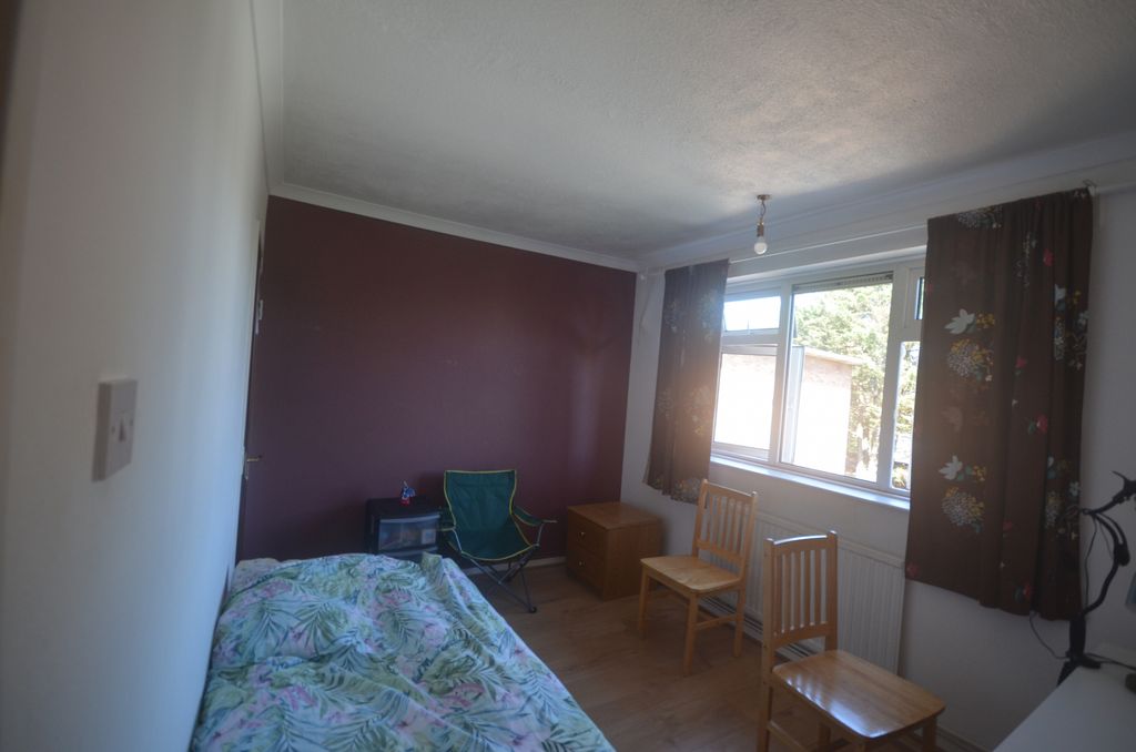 Property photo 2 of 7 Gallery