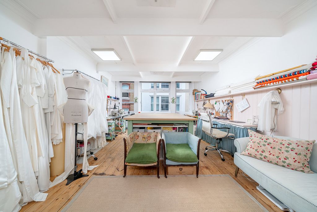 Property photo 2 of 9 Picture 2