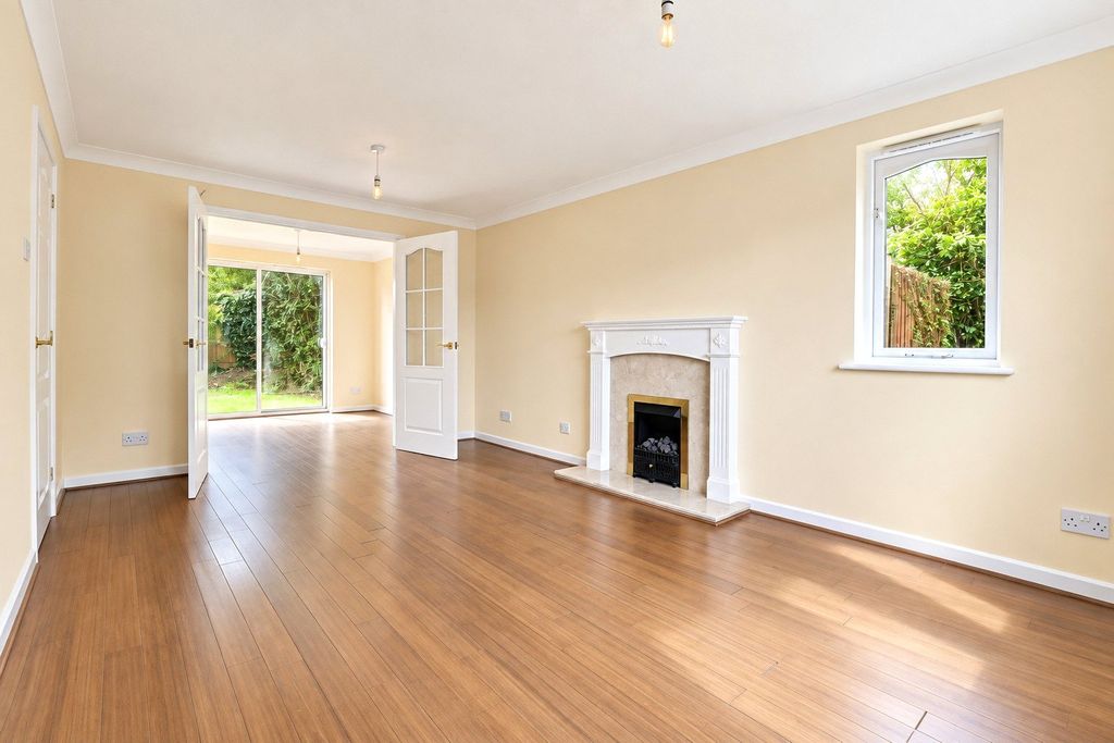 Property photo 2 of 14 Picture No. 07