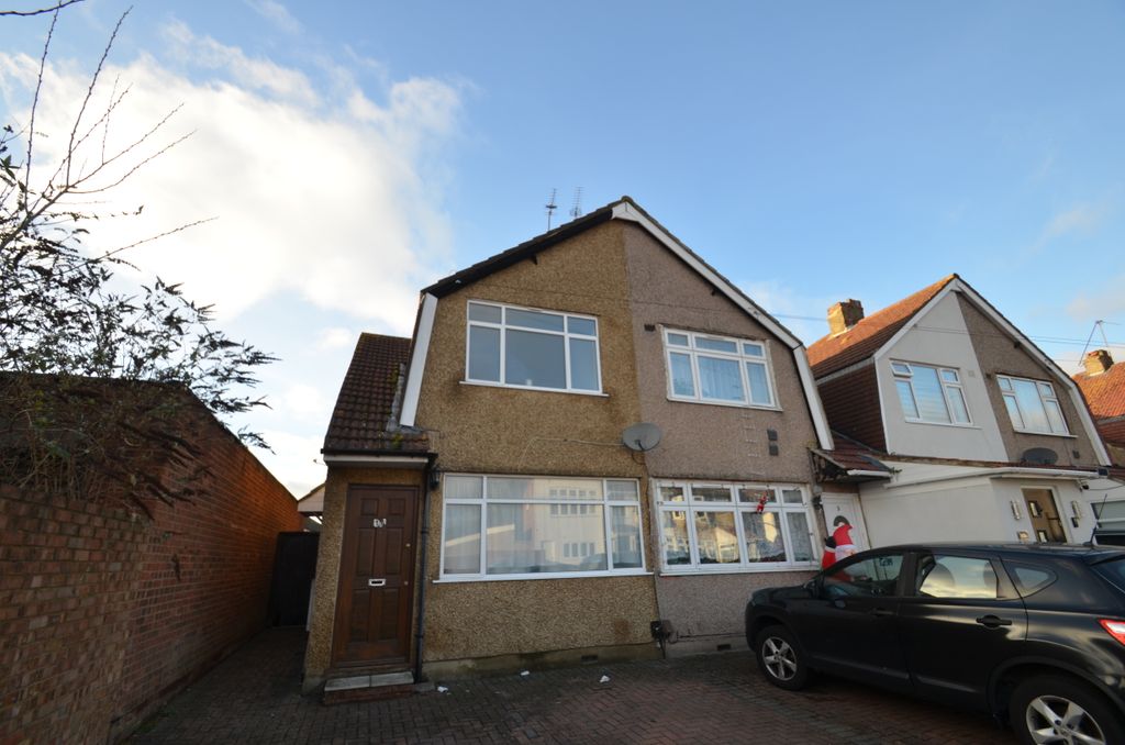 Property photo 1 of 5 Front