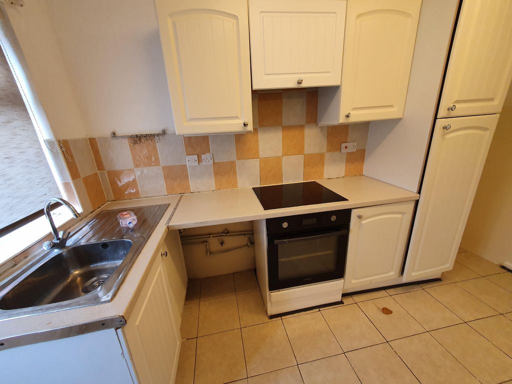 Property photo 2 of 13 Kitchen