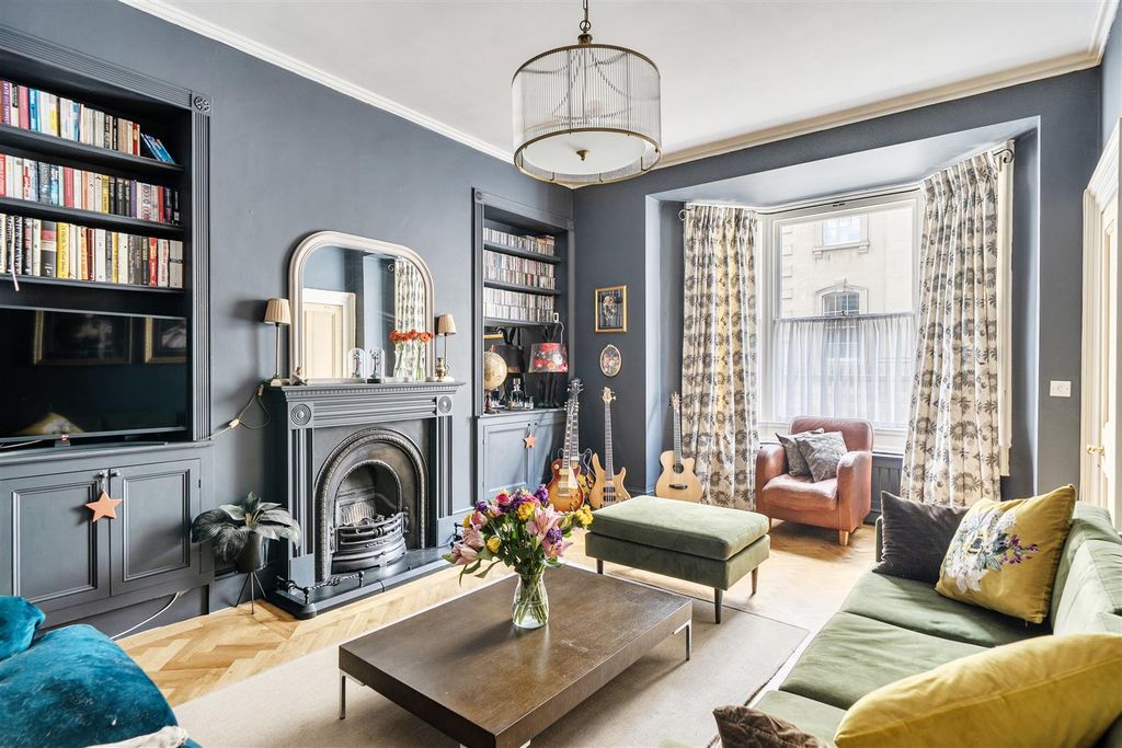 Property photo 1 of 18 Drawing Room.Jpg