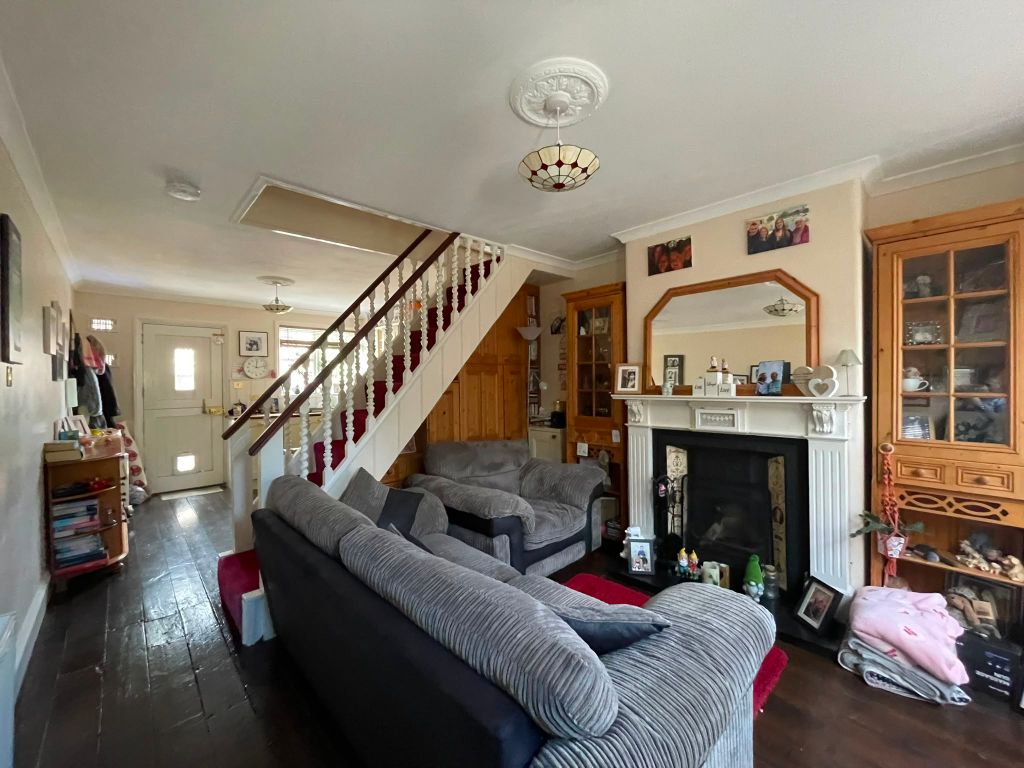 Property photo 3 of 14