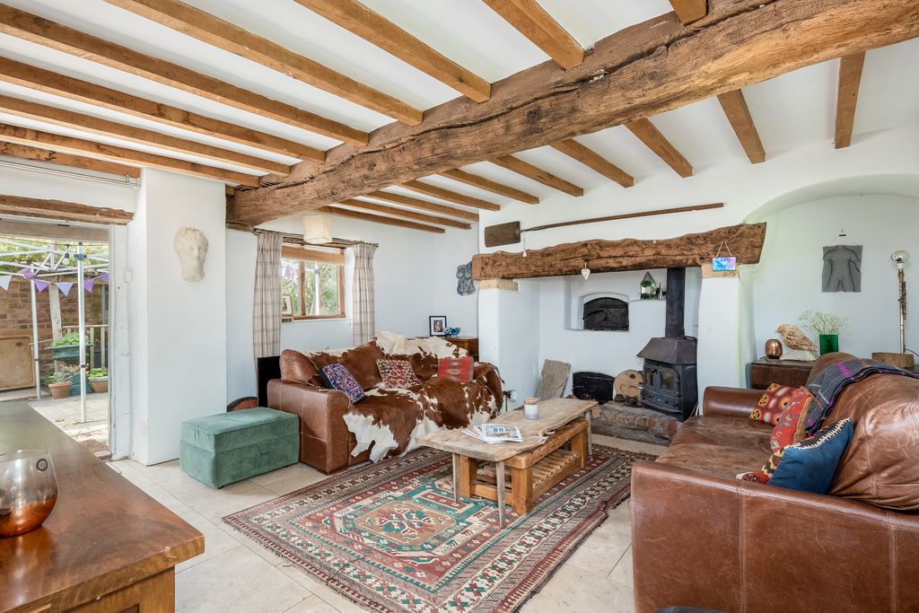 Property photo 3 of 23