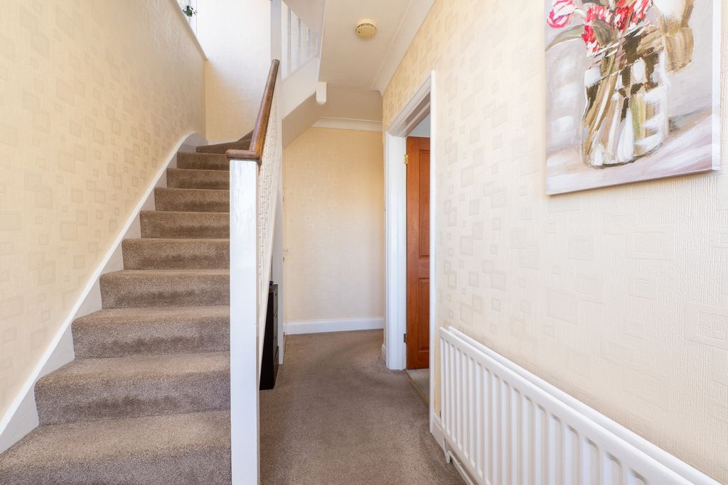Property photo 2 of 15 Picture No. 29