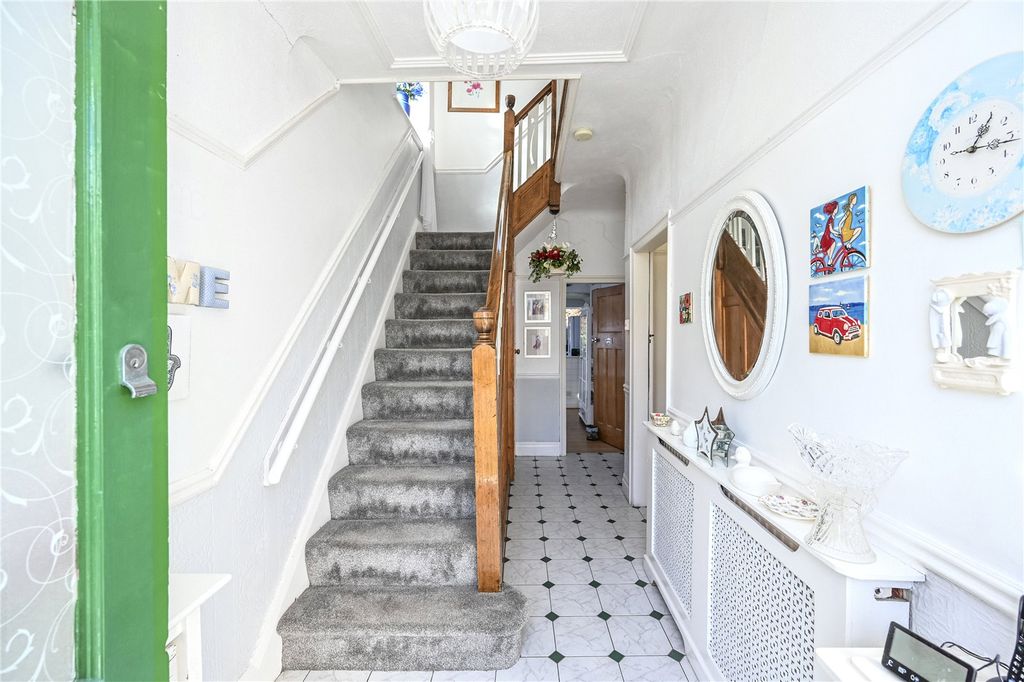Property photo 2 of 36 Picture No. 37