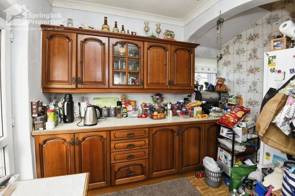 Property photo 3 of 13 Image 2