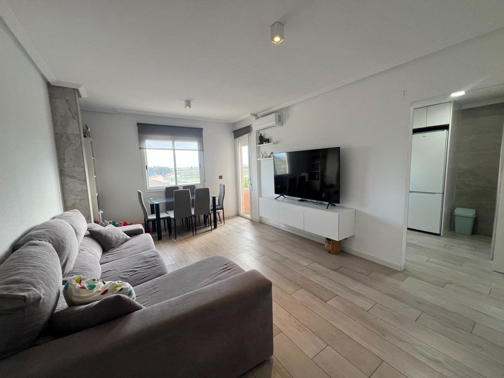 Property photo 1 of 35