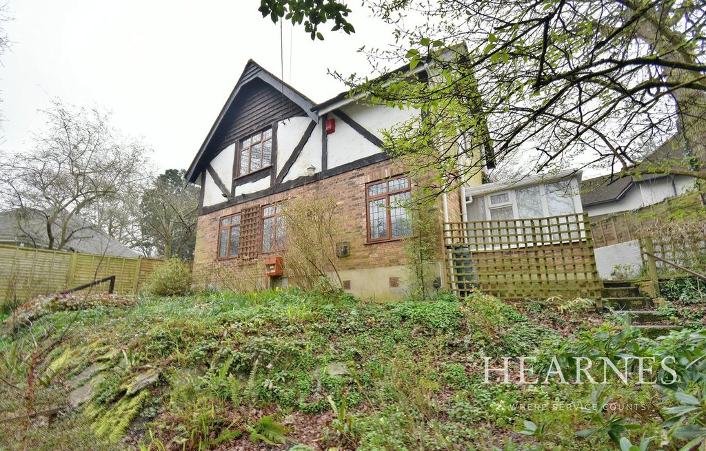 Property photo 1 of 20