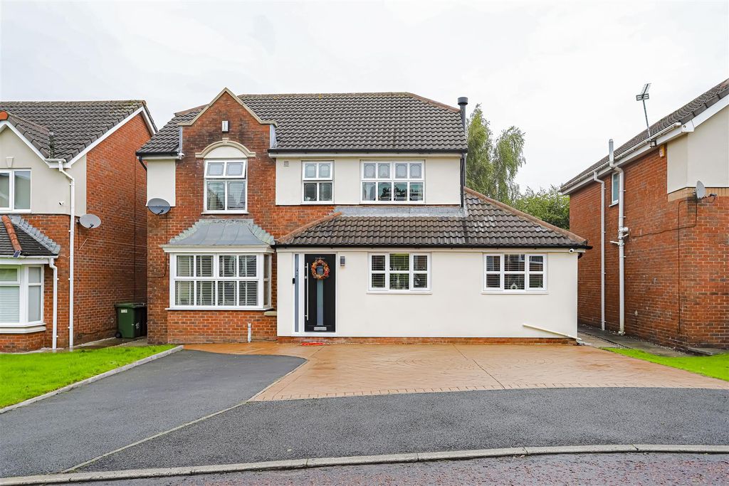 Property photo 3 of 49 5.Jpg