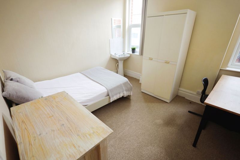 Additional image 11 of 7 bed shared accommodation to rentWindsor Road, Boscombe BH5
