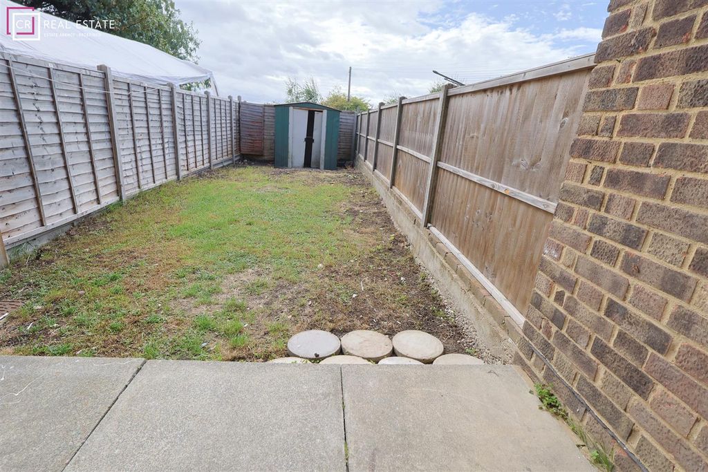 Property photo 2 of 11 Rear Garden
