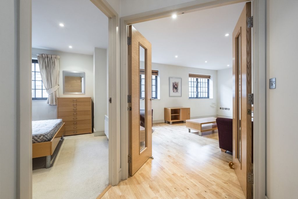 Property photo 3 of 7 508-Ginger-Apartm...