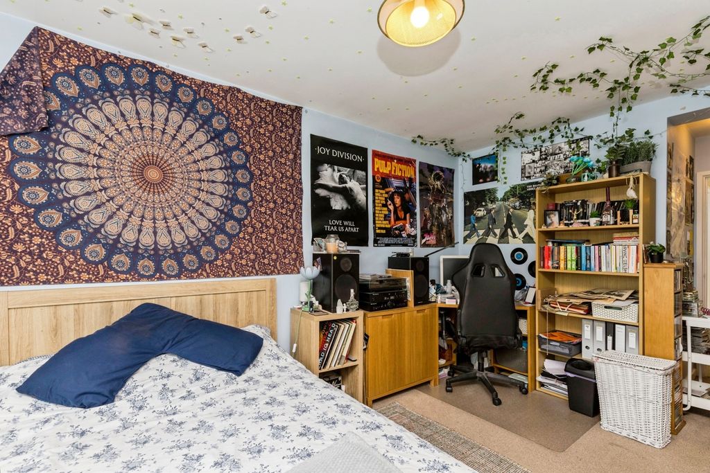 Additional image 16 of 4 bed detached house for saleChurch Road, Broadbridge Heath, Horsham, West Sussex RH12