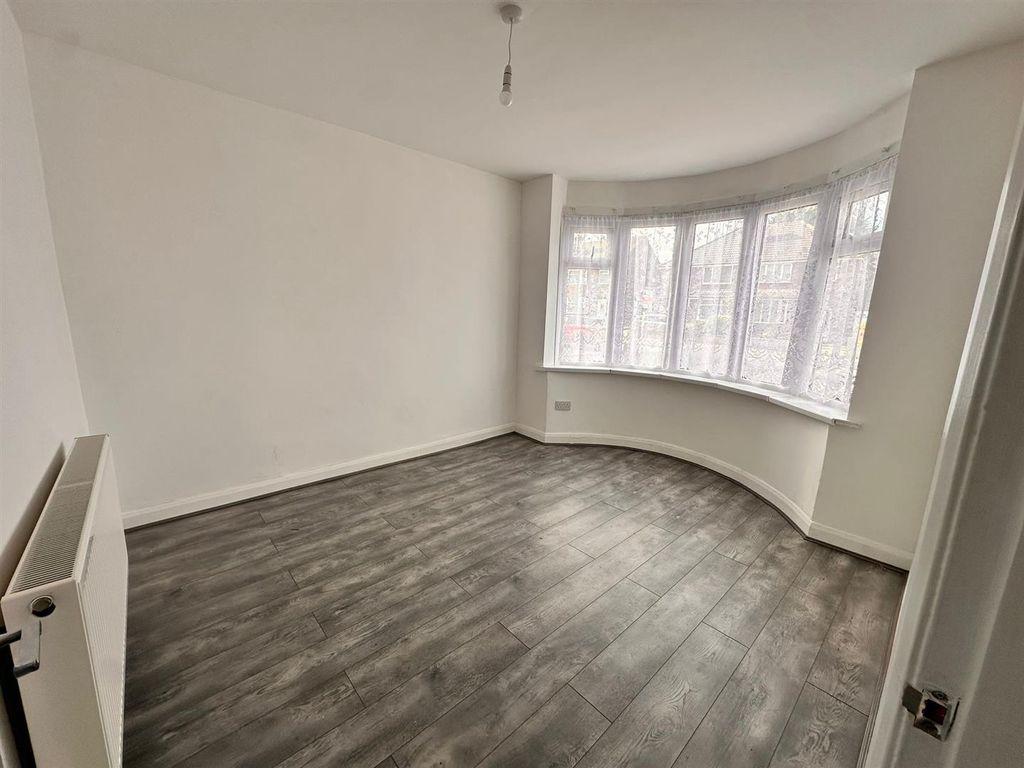 Property photo 2 of 11 Reception Room 1