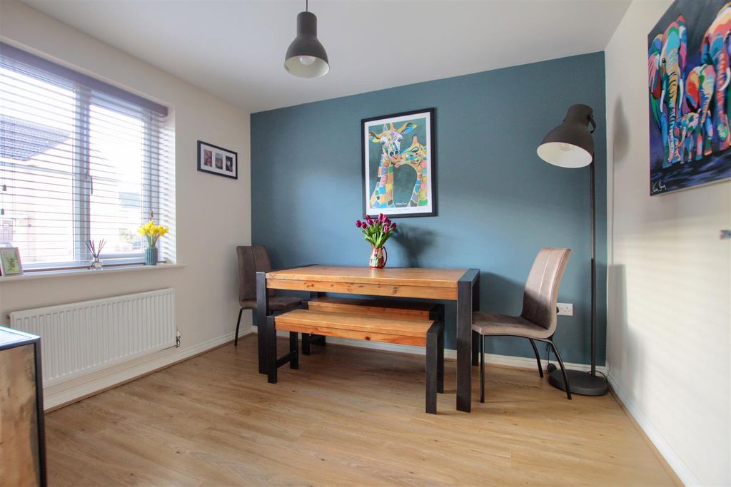 Property photo 2 of 20 Kn8.Jpg