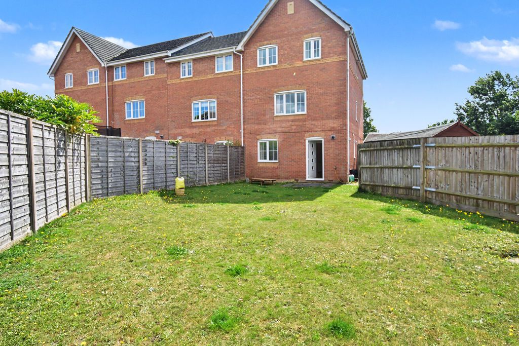 Property photo 2 of 13 Photo 11