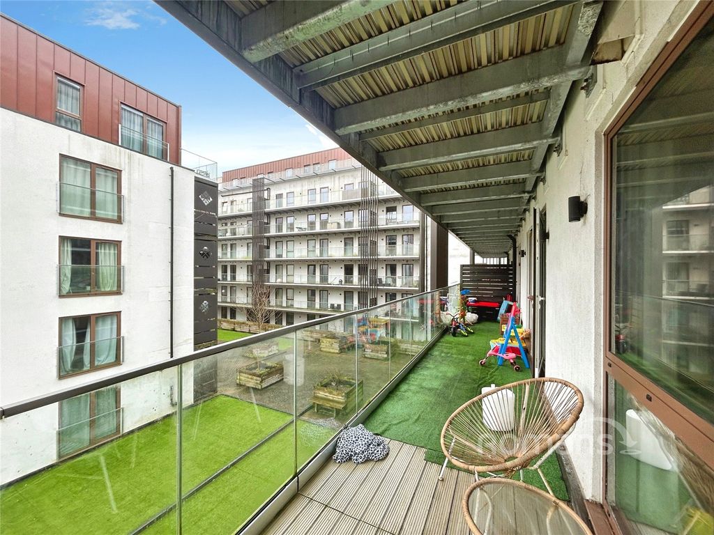 Property photo 3 of 8 Picture No. 03