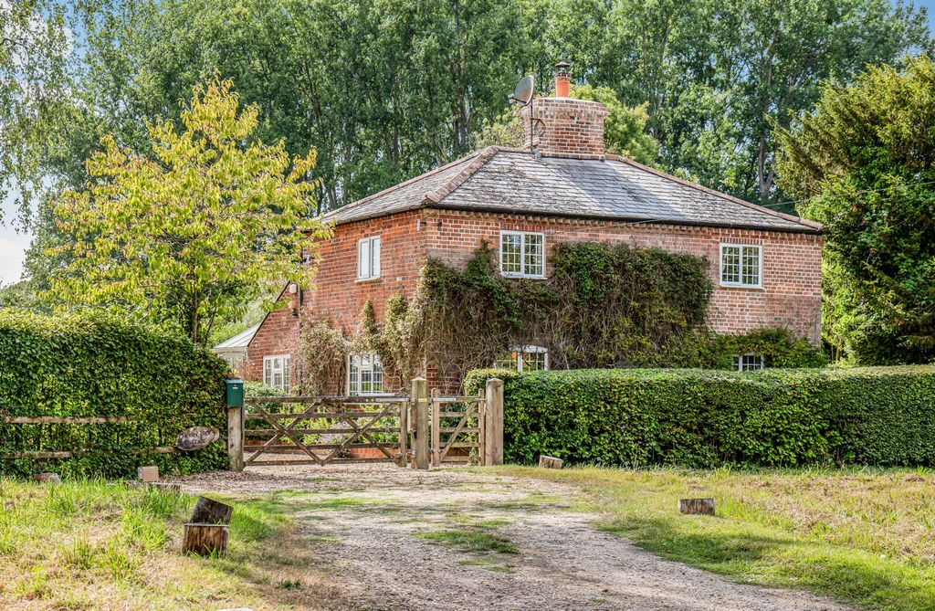 Property photo 1 of 28 Picture No. 27