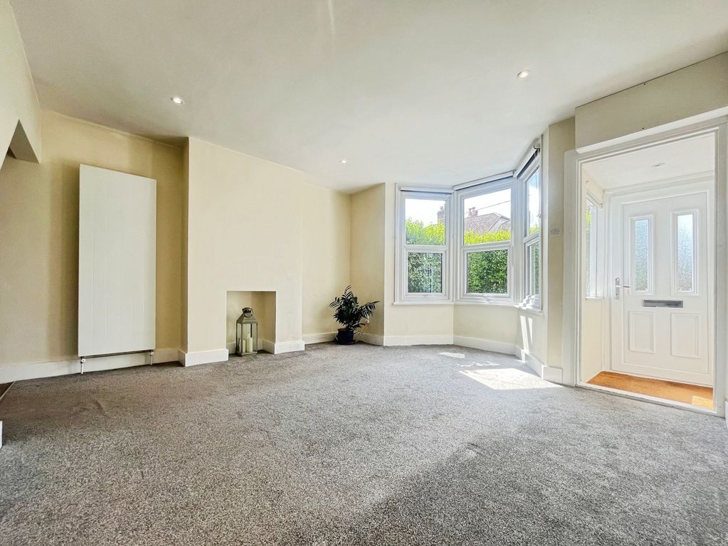Property photo 2 of 11 Pbox-Img.Jpg