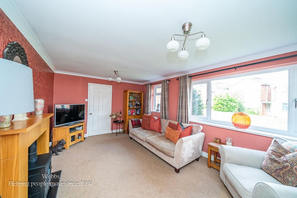 Property photo 3 of 30 Webbs-1.Jpg