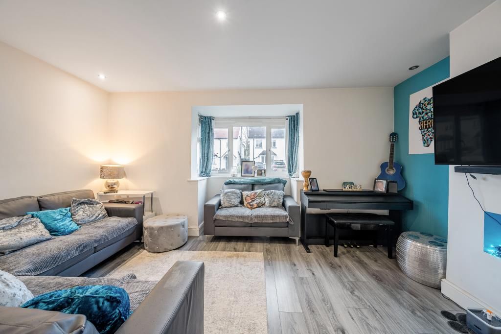 Property photo 3 of 23 Reception Room