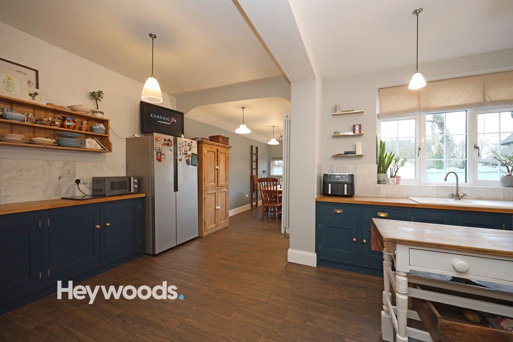 Property photo 3 of 47 099A0484