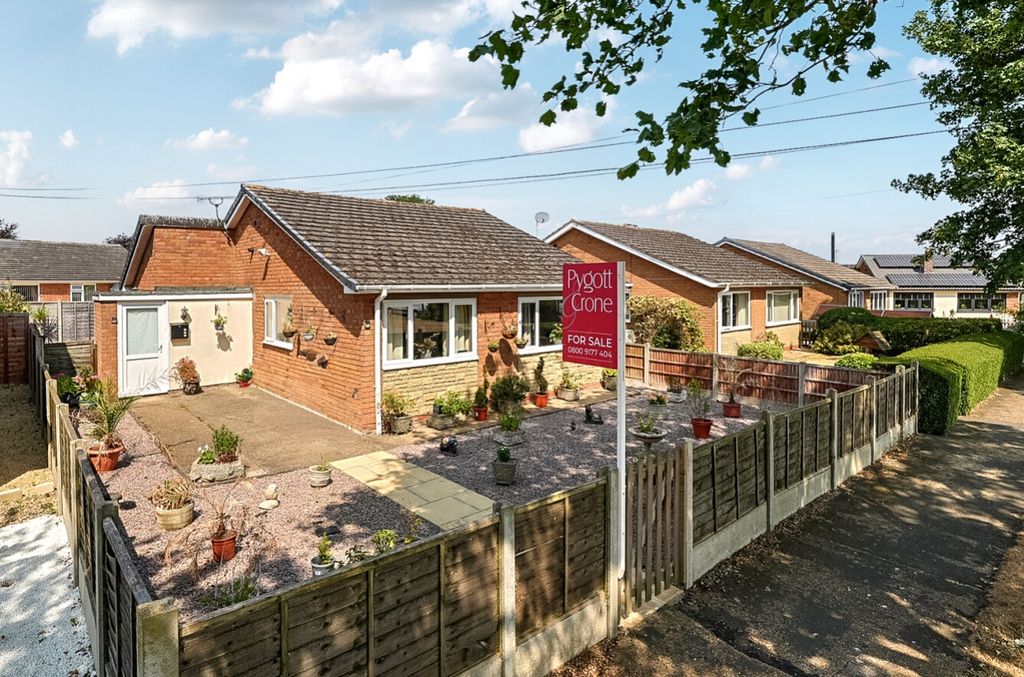Property photo 1 of 25 2-6A5A0d25Ec459-1495689-Jpg-2