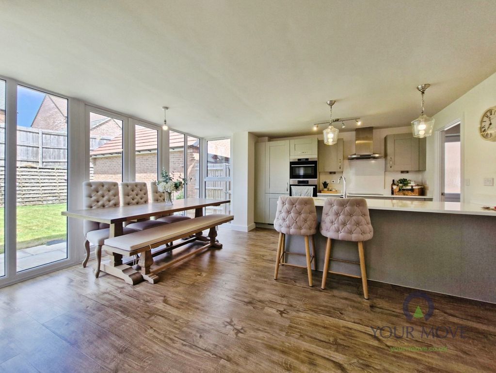 Property photo 2 of 24 Kitchen/Diner