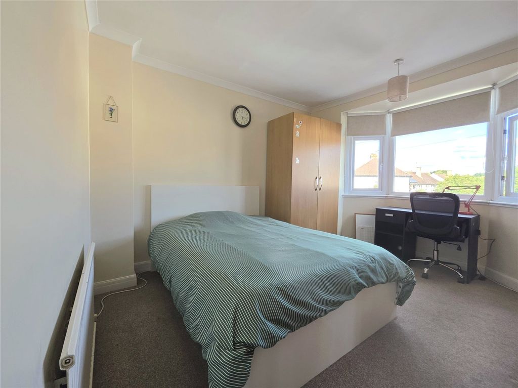 Property photo 2 of 7 Picture No. 11