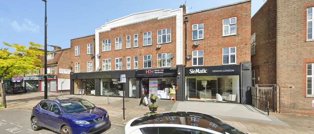 Property photo 1 of 15 Two Double Bedroom 1st Floor Flat To Rent