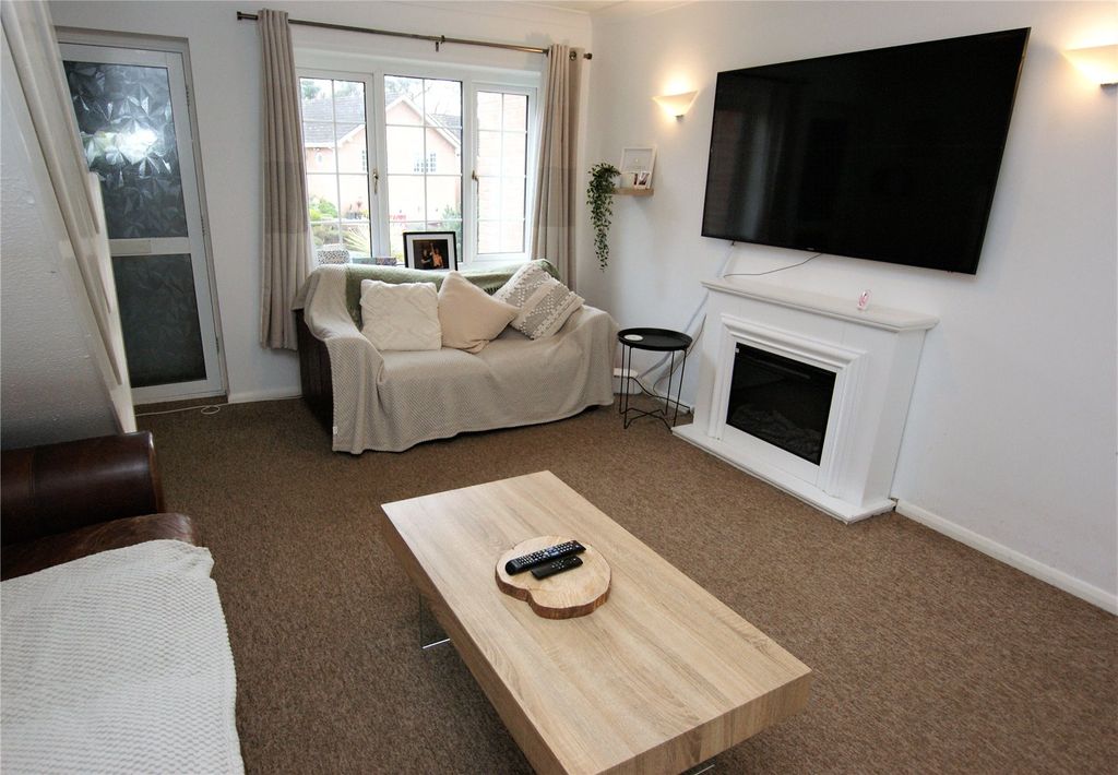 Property photo 3 of 6 Picture No. 13