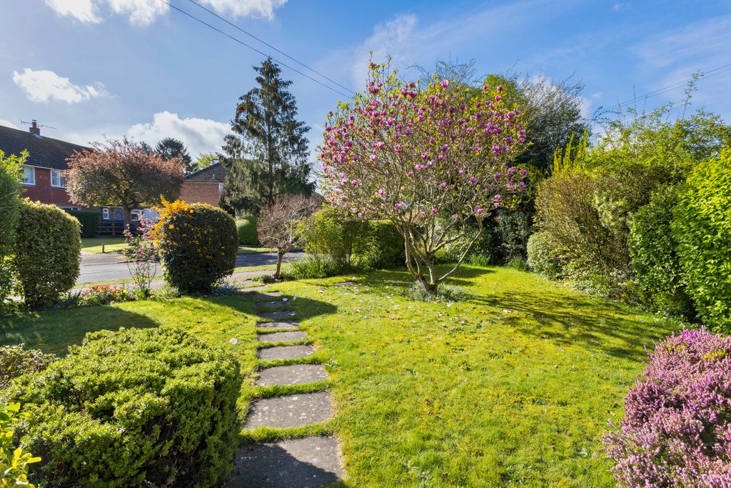 Property photo 2 of 18
