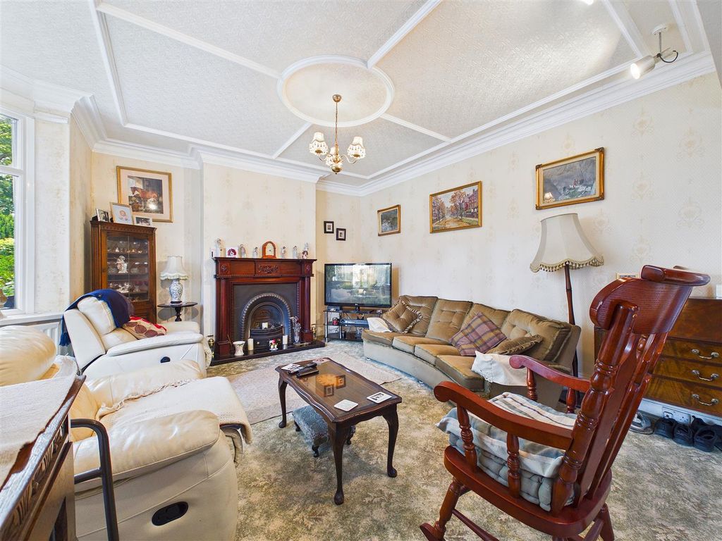 Property photo 3 of 20 Cam01858G0-Pr0299-Still004.Jpg