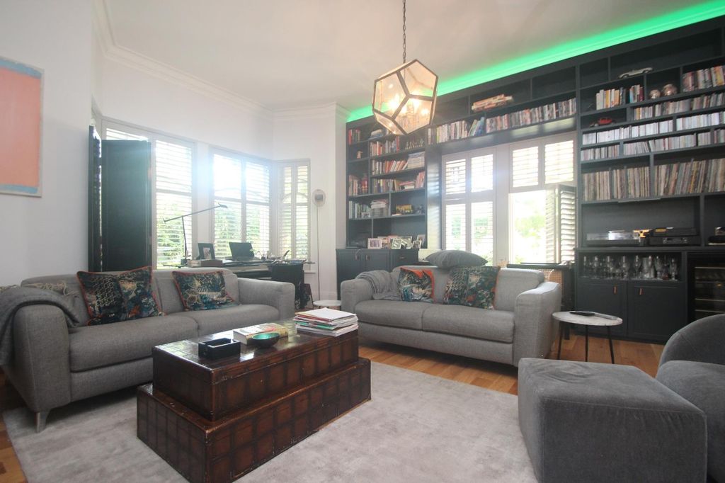 Property photo 2 of 17 0 General