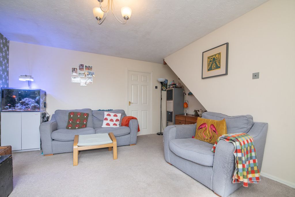 Property photo 2 of 22